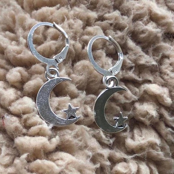 Moon and star earring hoops - Picture 1 of 1